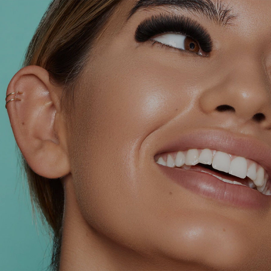 Stel ons al je vragen over wimperextensions en het plaatsen van wimpers en wimperextensions - LashBox LA