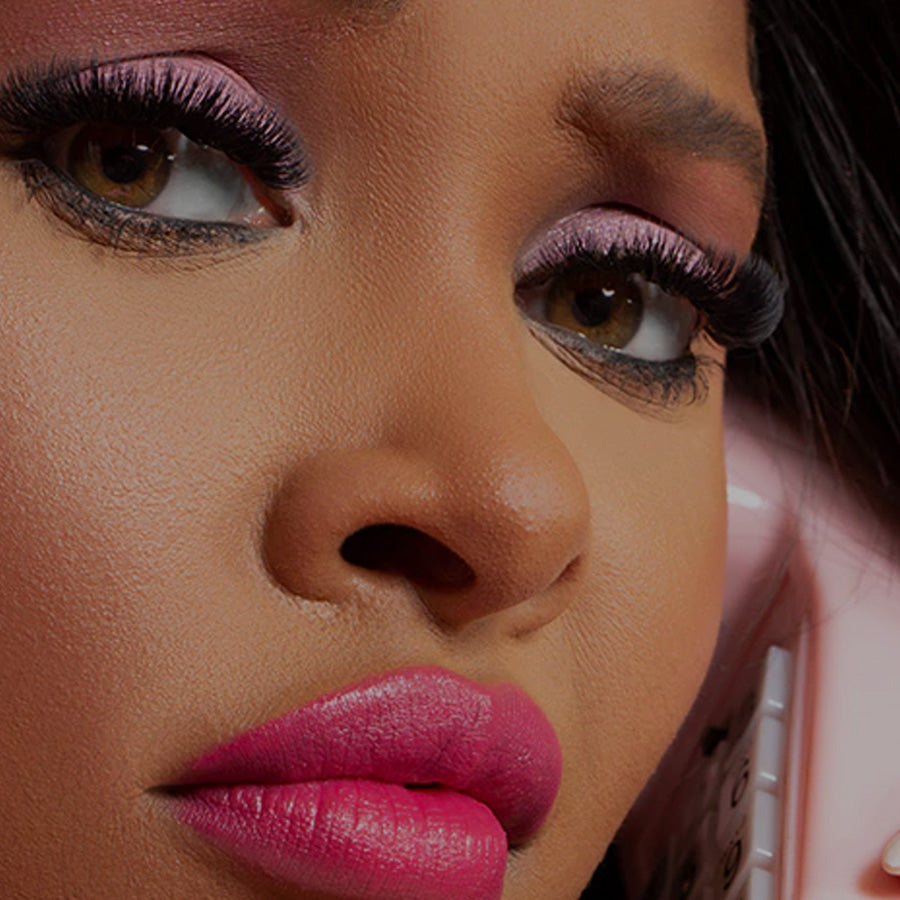 Zorg voor blije en tevreden klanten wanneer je wimperextensions plaatst - LashBox LA