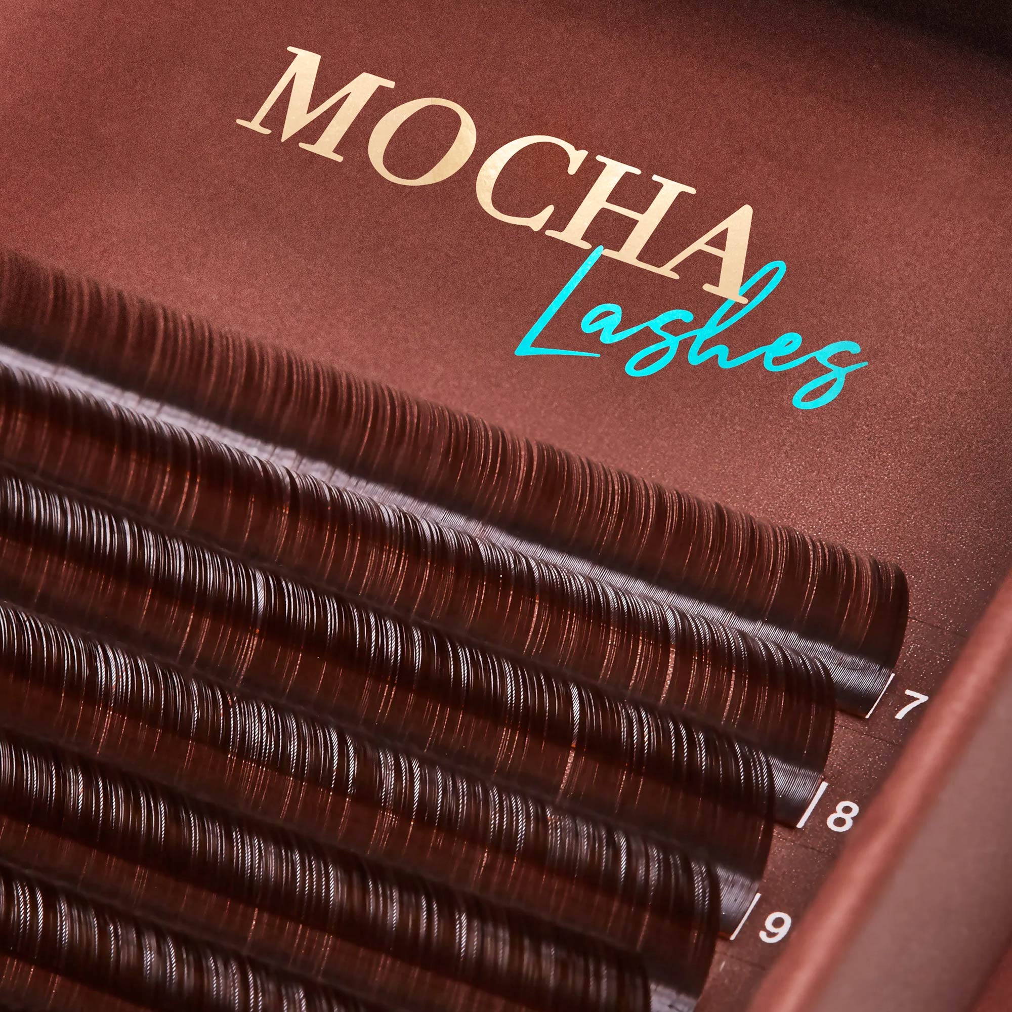 Bruine wimperextensions