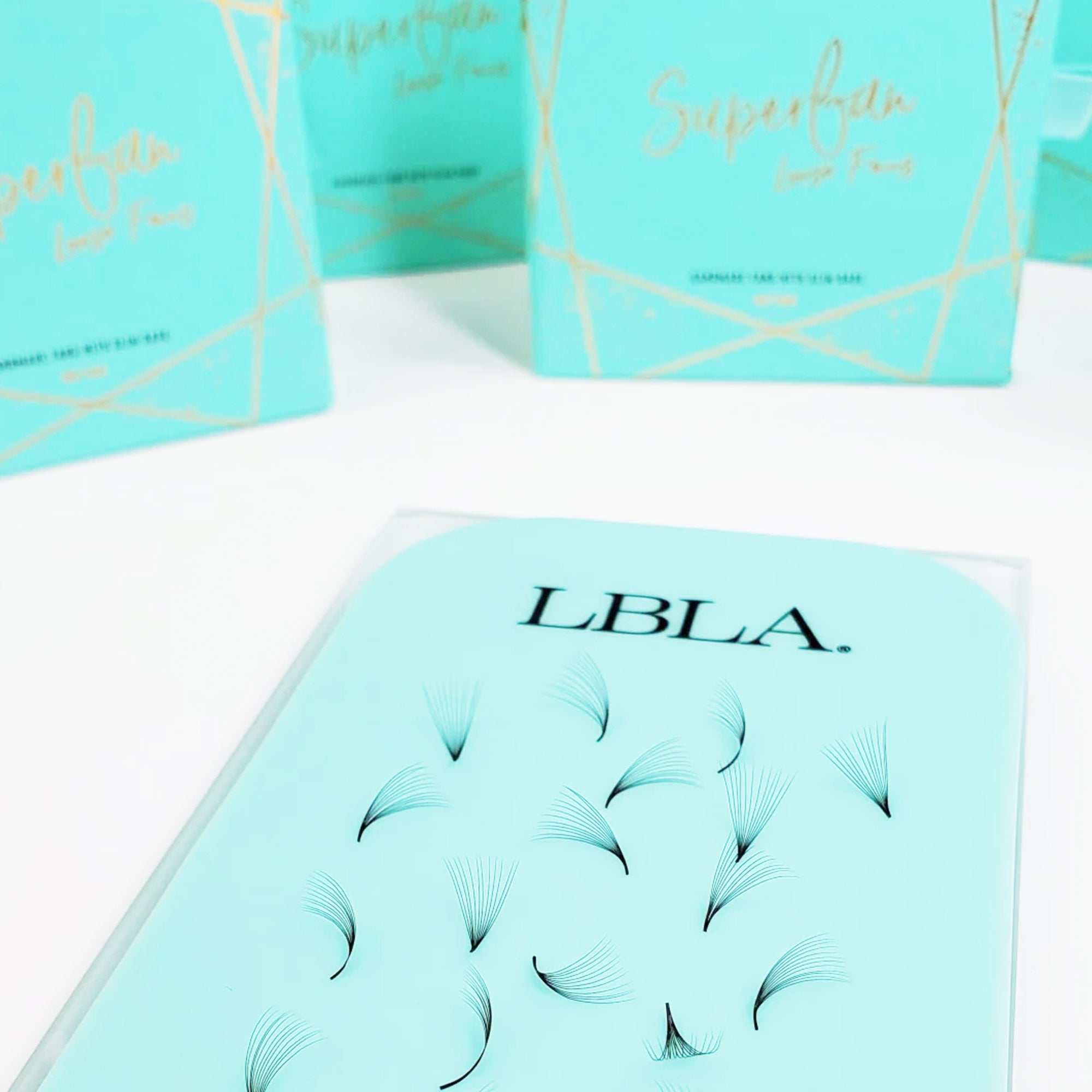 SuperFan kant-en-klare mega volume wimperwaaiers